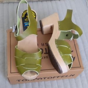 Lotta Stockholm Torpatoffeln clogs Apple Green